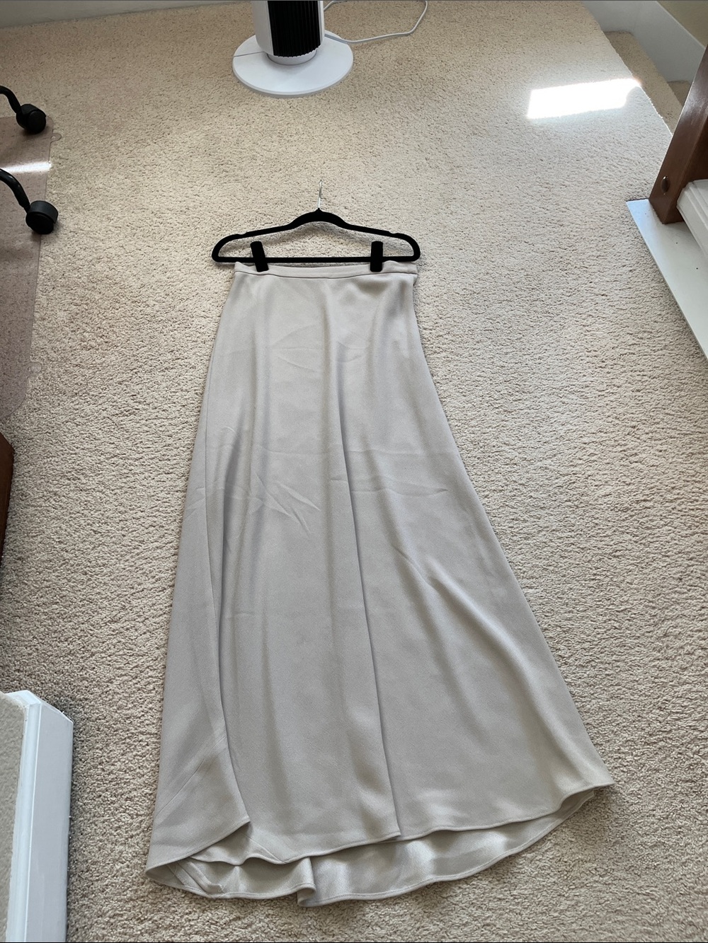 Women's Maxi Skirt in Light Beige Satin-Feel